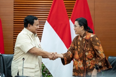 Presiden Prabowo Bersama Menkeu (foto: Istimewah)