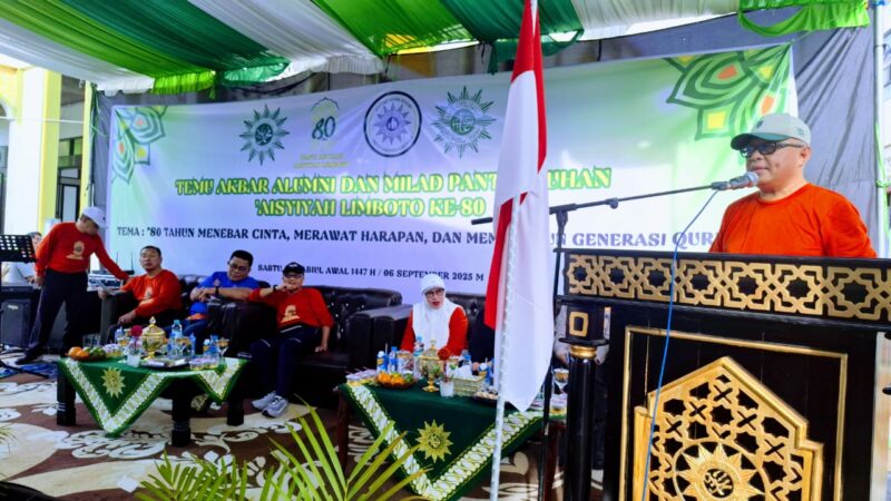 Bupati Gorontalo, Sofyan Puhi, saat menghadiri Milad ke-80 Panti Asuhan Aisyiyah Limboto